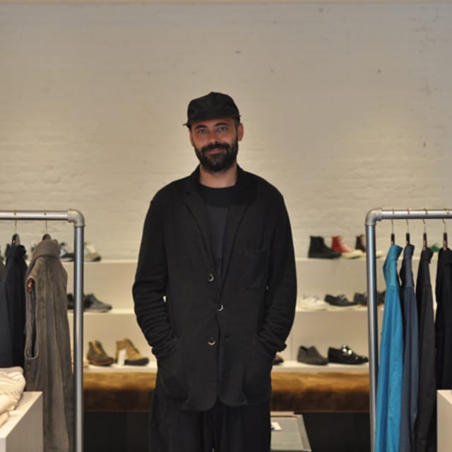 How to Open a Successful Clothing Store Complex