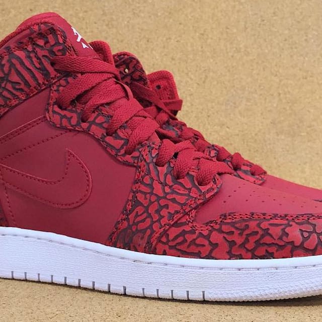 "Red Cement" Air Jordan 1 Retro Preview Complex