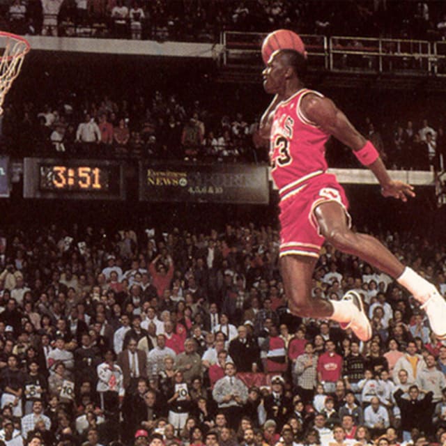 25 Amazing Dunks With Air Jordans on Display | Complex