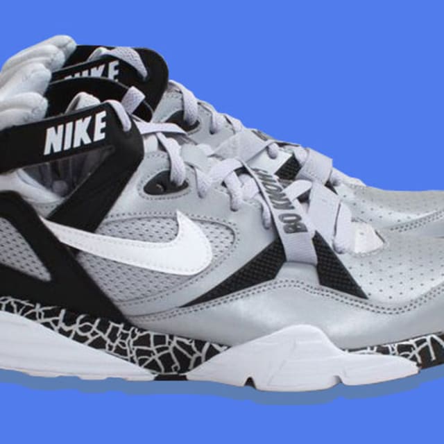 bo jackson sneakers finish line