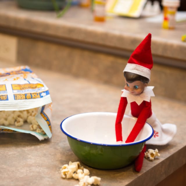 7-Year-Old Girl Dials 911 After Accidentally Touching Elf on a Shelf ...