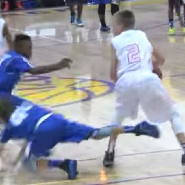 Jason Williams #39 Son Jaxon Looks Exactly Like His Dad on the Basketball