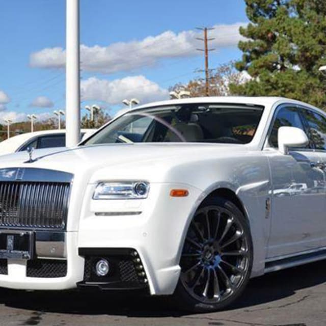 O Gara Coach Customizes A 360 000 2013 Rolls Royce Ghost