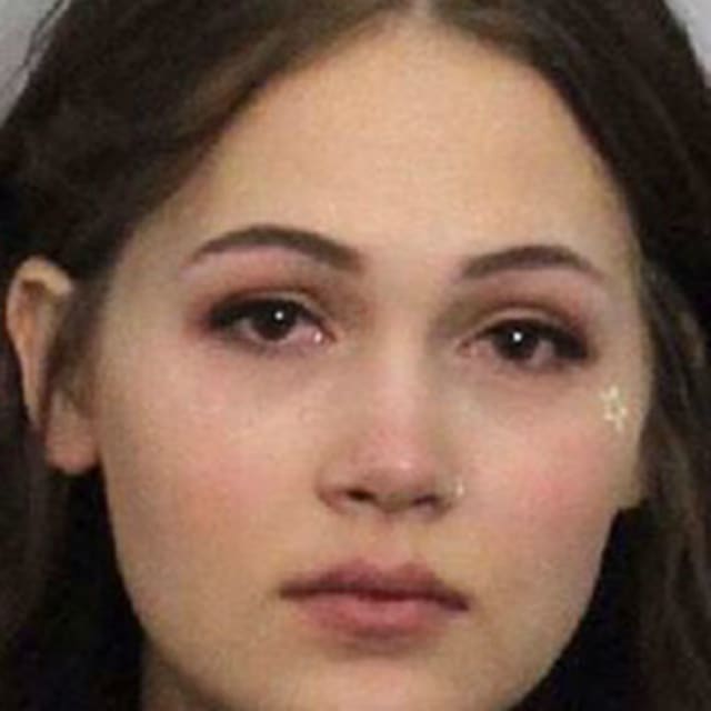 Disney Star Kelli Berglund Busted For Fake Id At Coachella Complex 6514