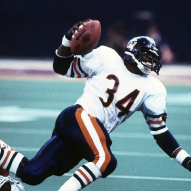Gallery: 20 Iconic Photos of Walter Payton | Complex