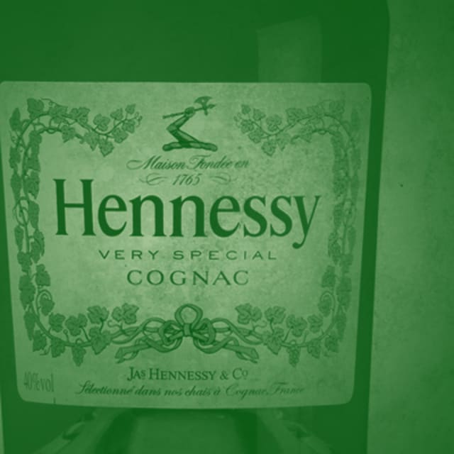 10 Hennessy Cocktails For a Baller Weekend Complex