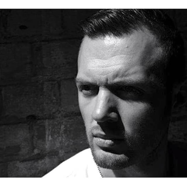 10 Things You Didn't Know About Chris Lake Complex