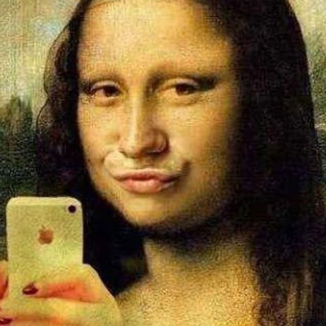 Backwards Selfie 15 Hilarious Struggle Selfies Complex