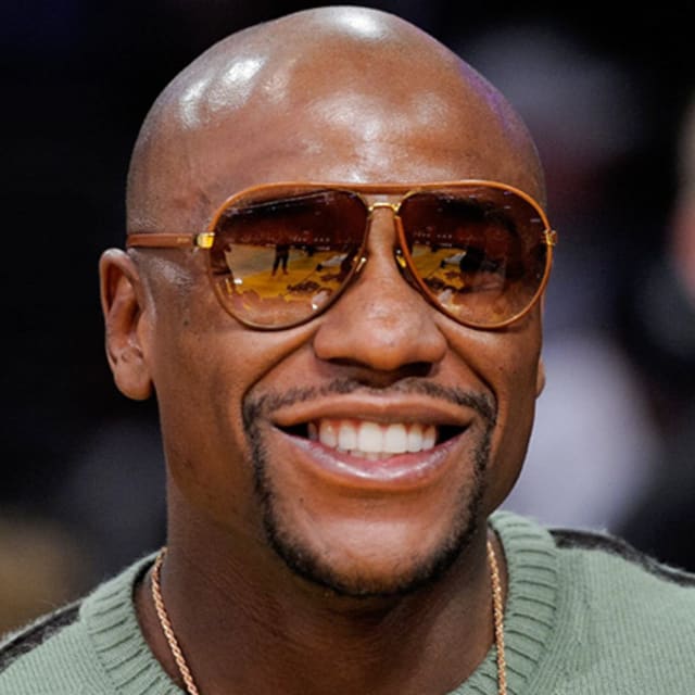 Floyd Mayweather Reportedly Spends More Than $10K on Haircuts Every