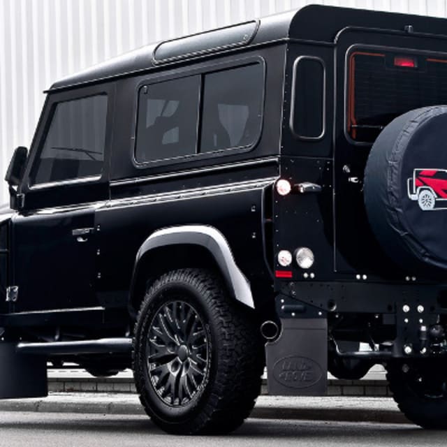 Kahn Design Decks Out a Land Rover Defender With Some Harris Tweed