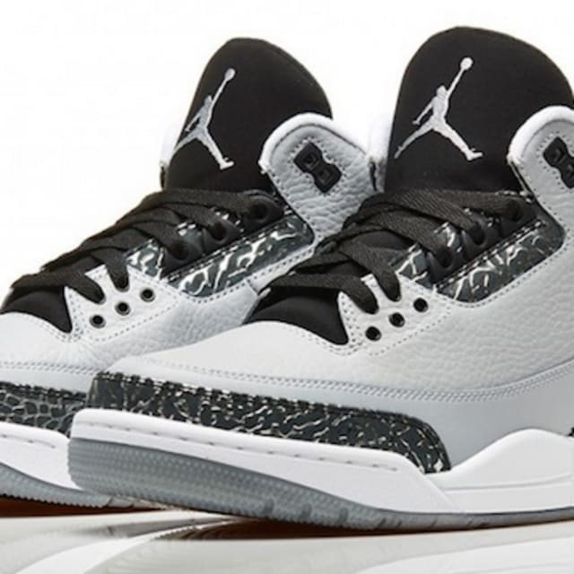 foot locker cool grey 3