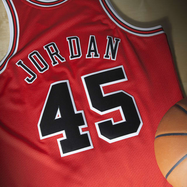 Michael Jordan's No. 45 Bulls Jersey Is Available For the First Time ...