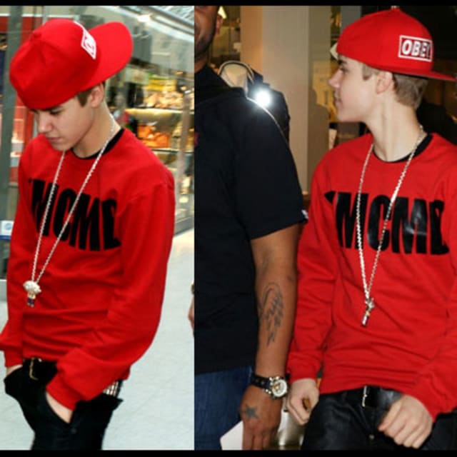 Justin Bieber's New Chain and Young Money Crewneck | Complex