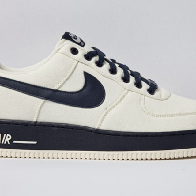 Nike Air Force 1 Canvas 