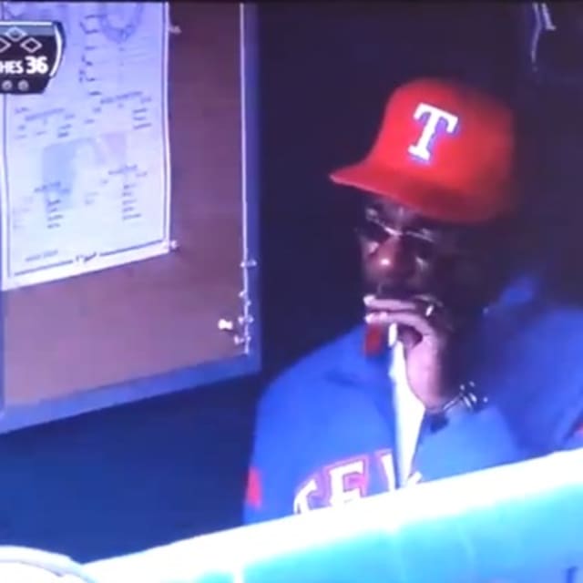 MLB Manager Ron Washington Got Caught Smoking a Cigarette in His Team's