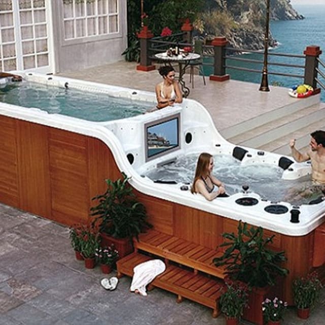 This Hot Tub is Bigger Than Most New York Apartments Complex