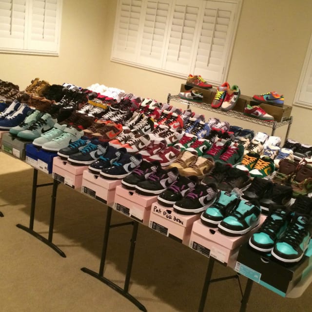 dunks shoes in store