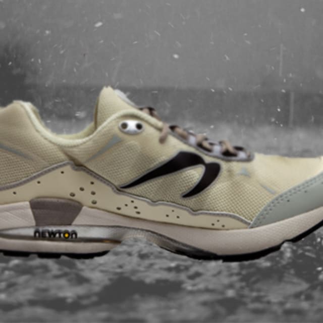 sneakers to wear in rain