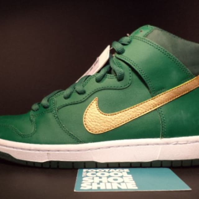 nike dunks st patrick's day