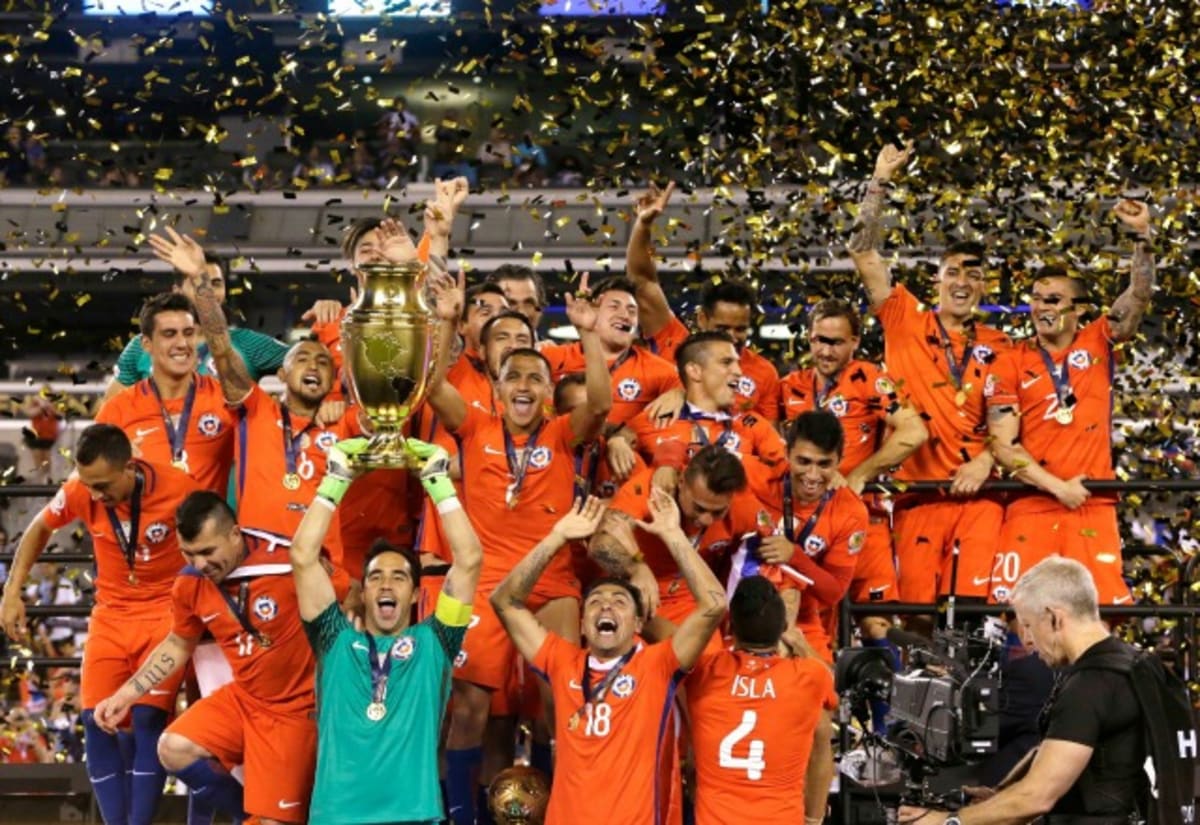 Chile Defeats Argentina 4 2 On Penalties Wins Second Straight Copa
