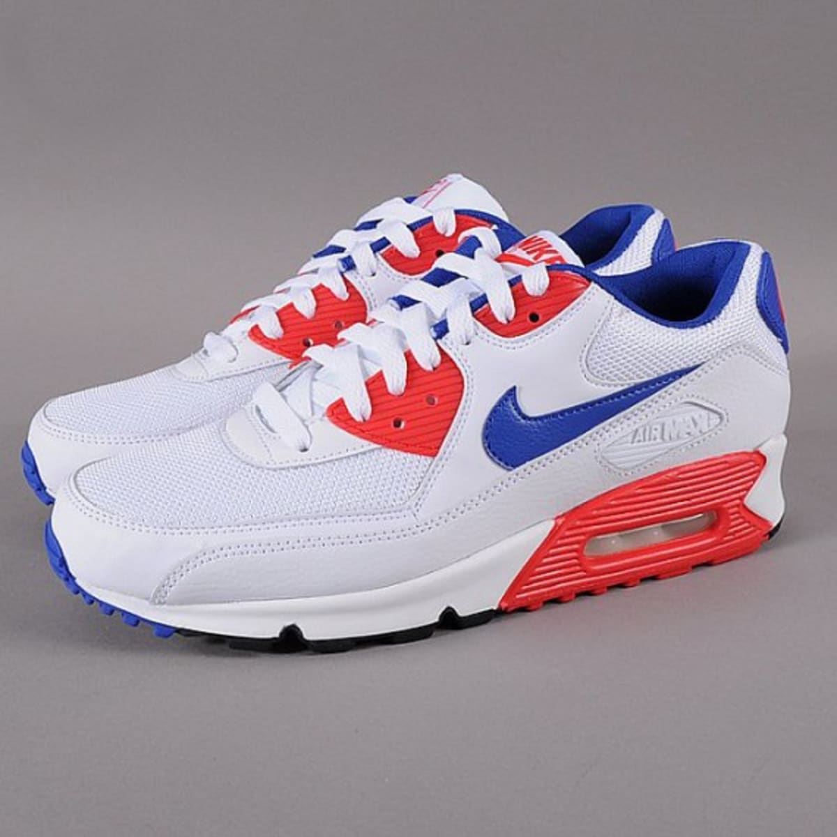 Nike Air Max 90 Essential White Hyper Blue Red Nike Air Max 90 Essential White Hyper Blue Red
