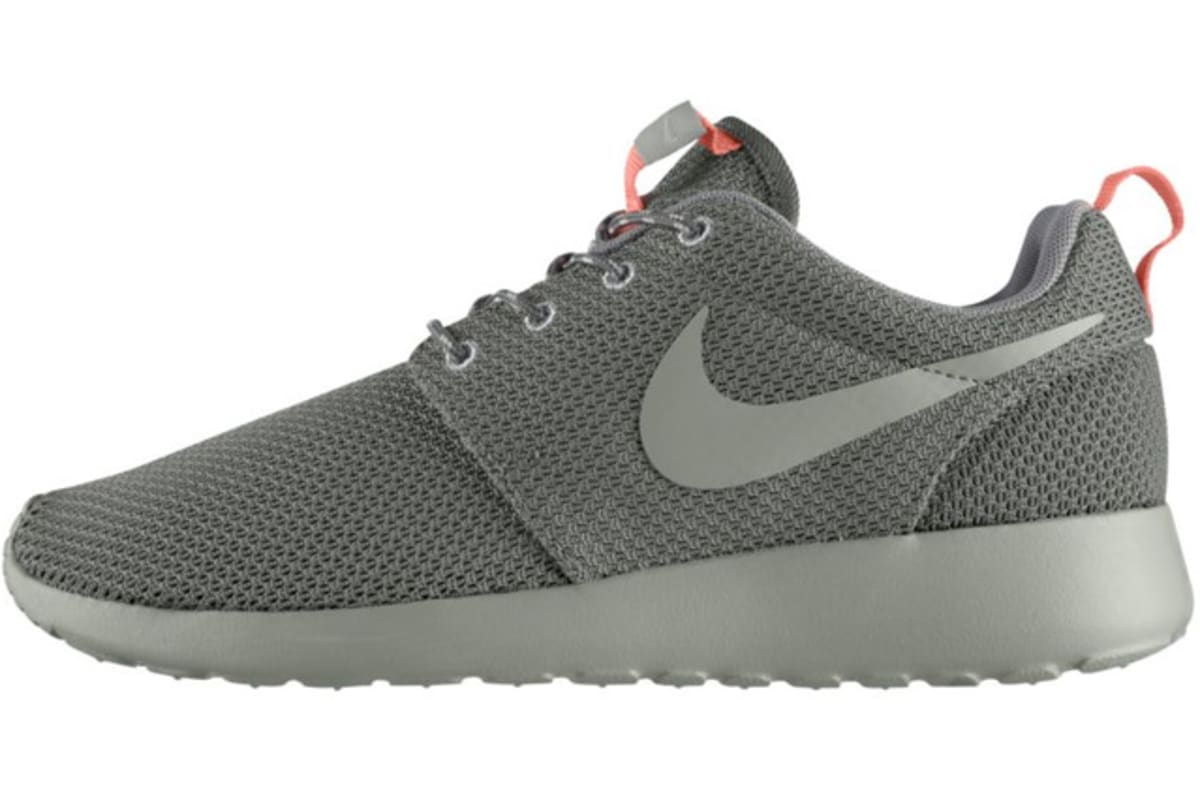 nike roshe gray