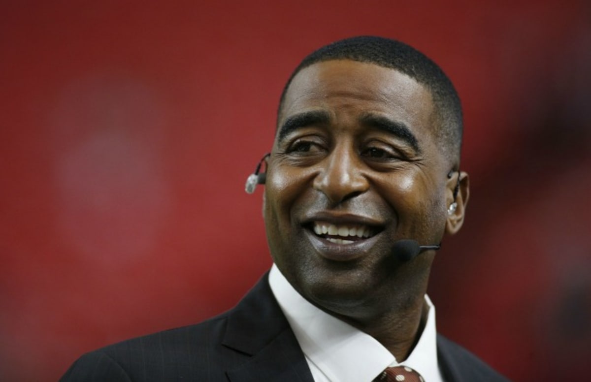 Cris Carter Repeatedly Refers to Dabbing as “Bapping,” Loses All of His