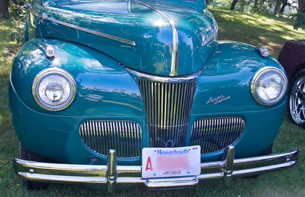 10 Car Grilles That Hilariously Look Like Something Else Complex