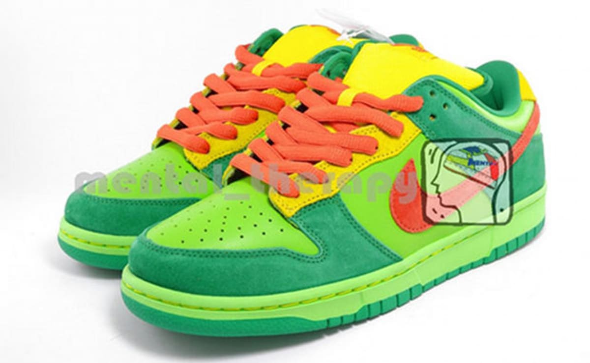 Nike SB Dunk Low "OFF! Bug Spray" Complex