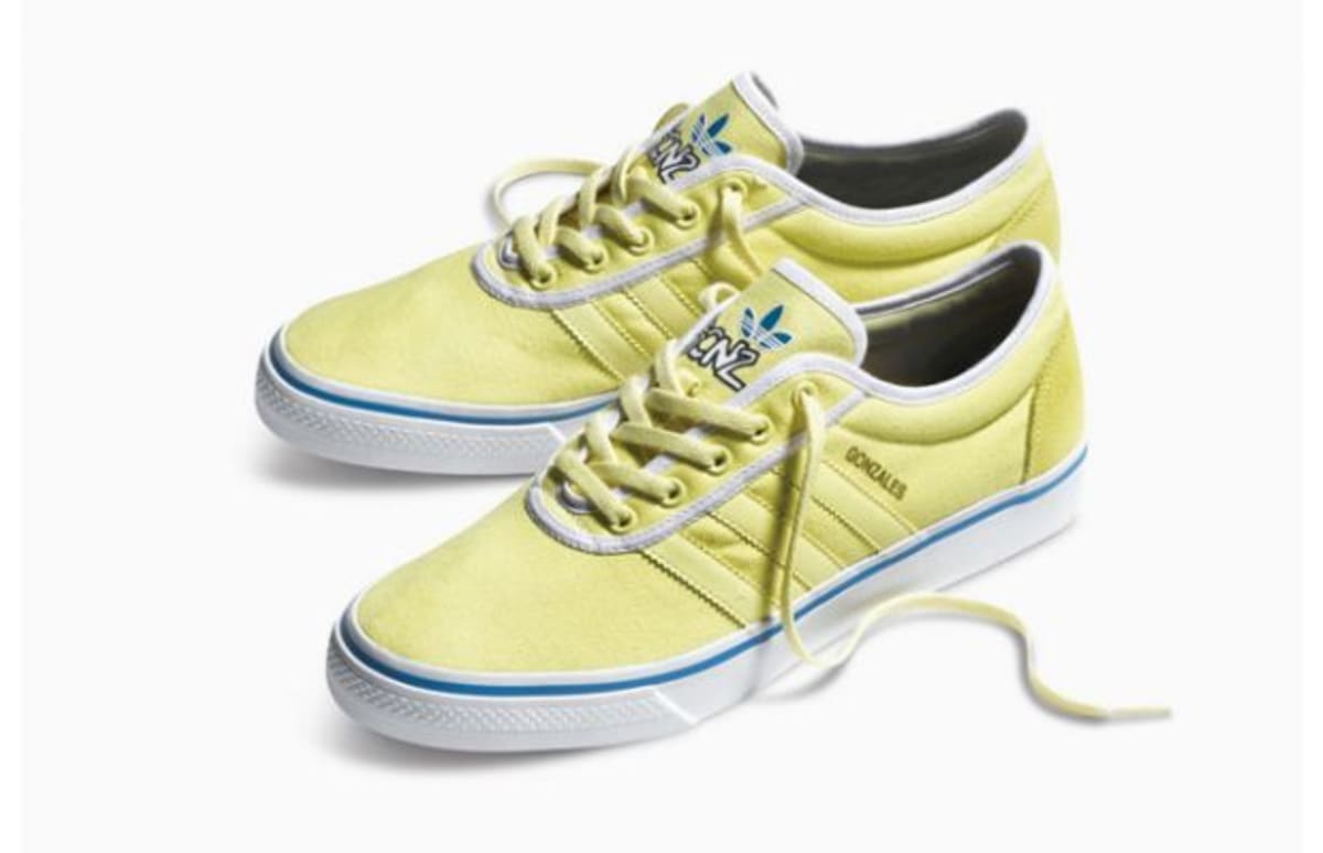 sneakers with low heel drop