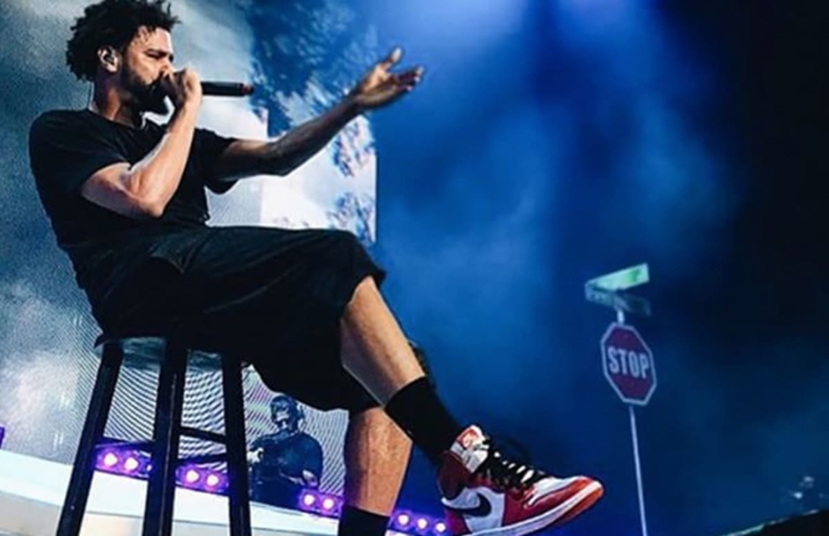 J.Cole Wearing Air Jordan 1 "Chicago" at OVO Fest Complex
