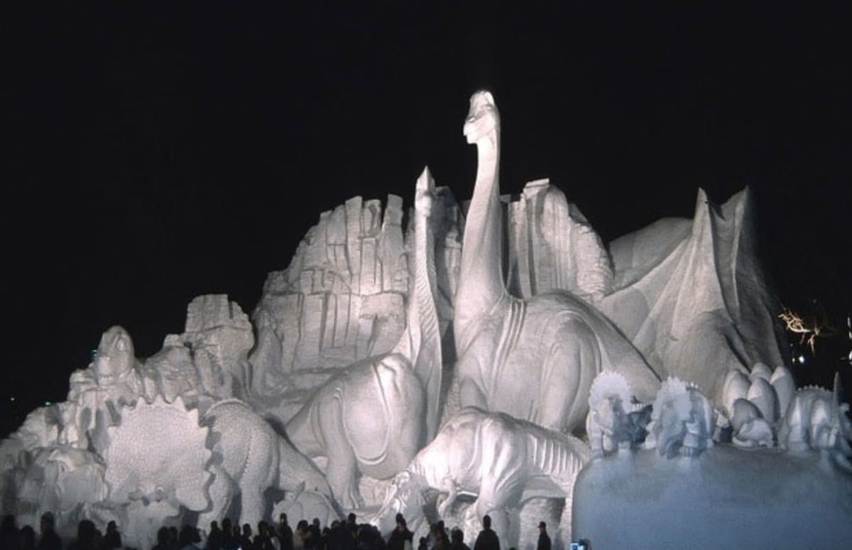The 25 Most Spectacular Snow Sculptures Complex