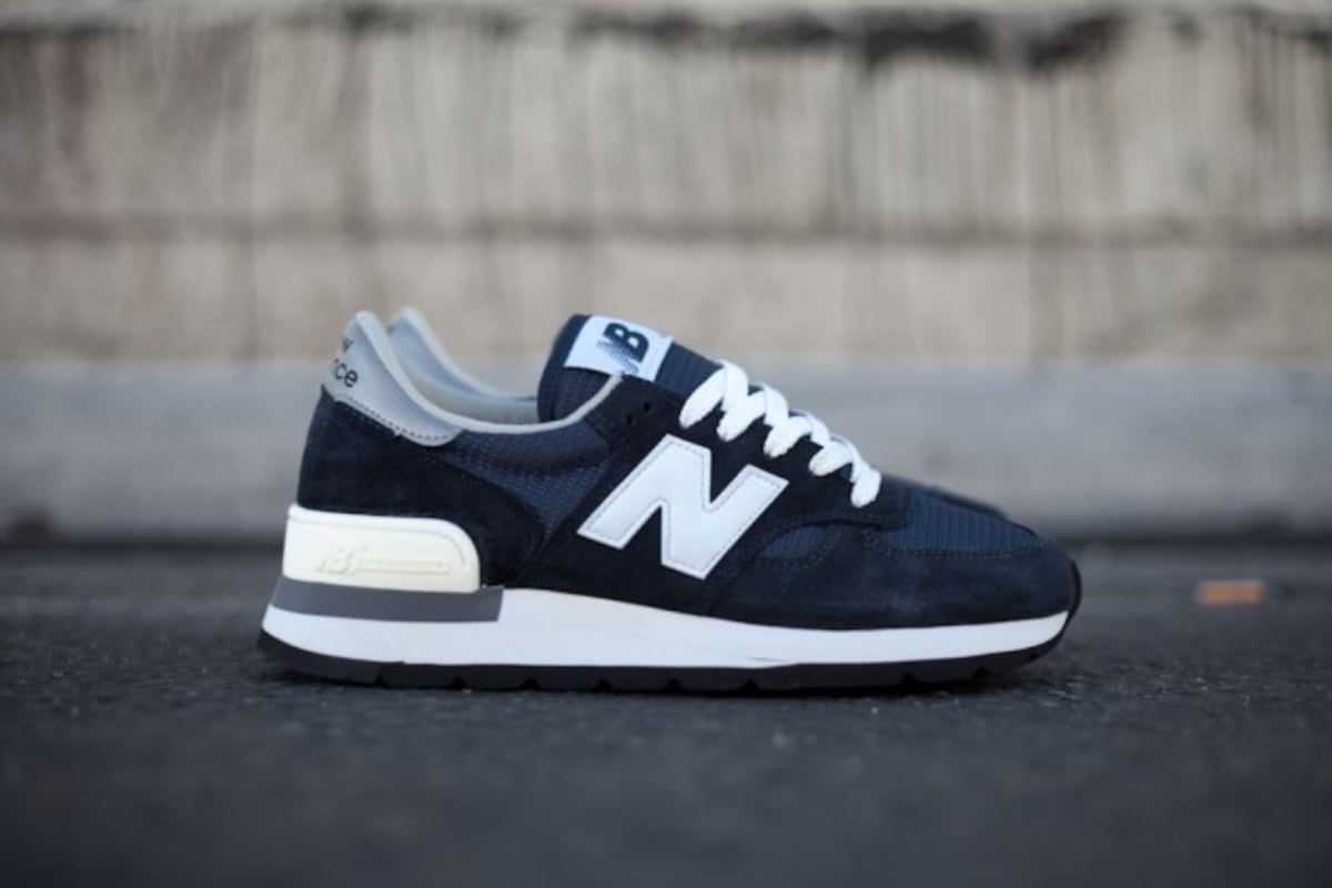 new balance 990v1 on feet