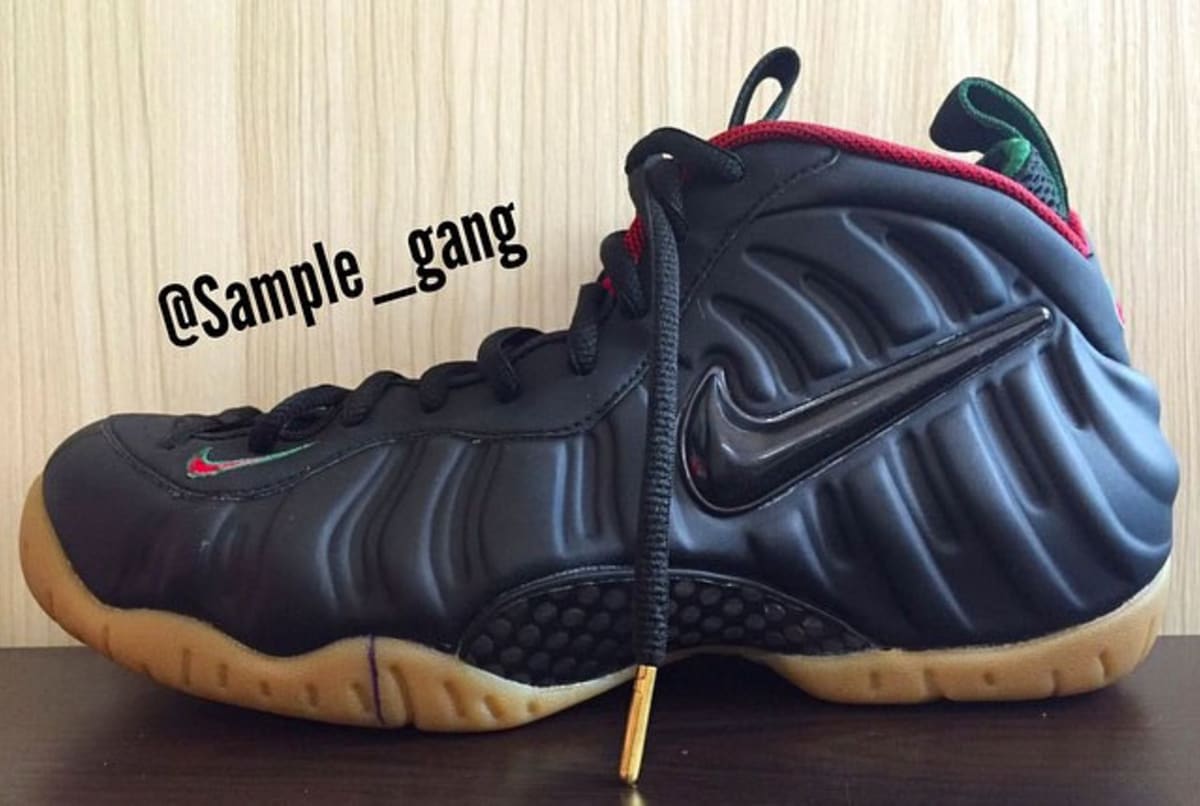nike sacai vaporwaffle sesame