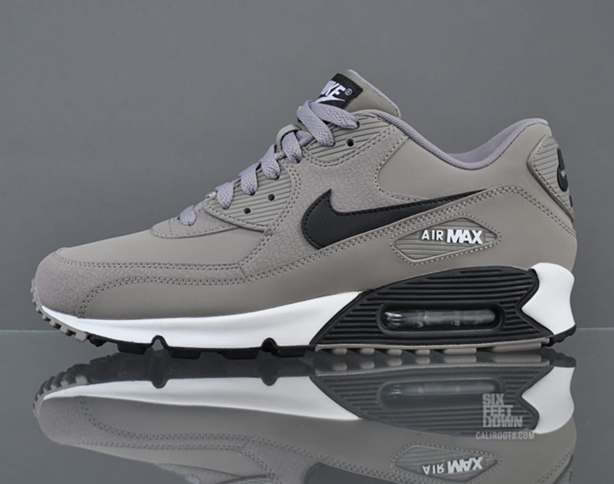 Men's Nike Air Max 90 Essential Sport Grey Black Sneakers : K33k6245 Men's Nike Air Max 90 Essential Sport Grey Black Sneakers : K33k6245