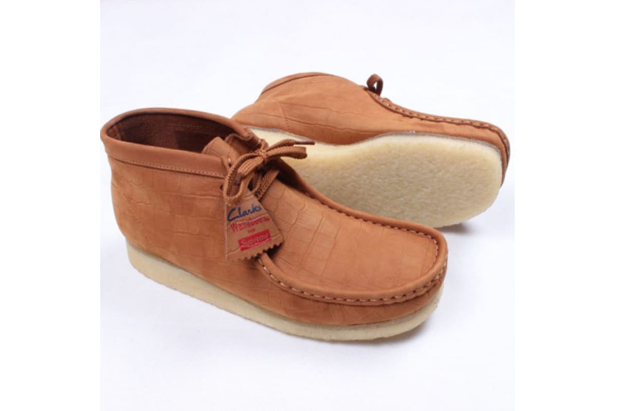 Supreme clarks originals store