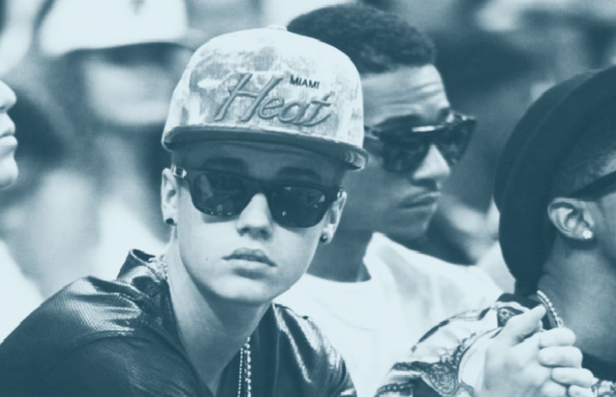 15 Signs You're a Bandwagon Sports Fan Complex