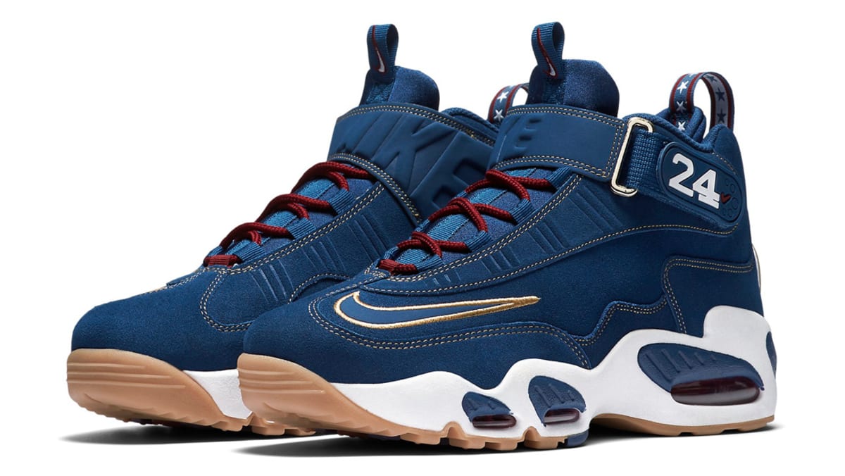 nike by you pg