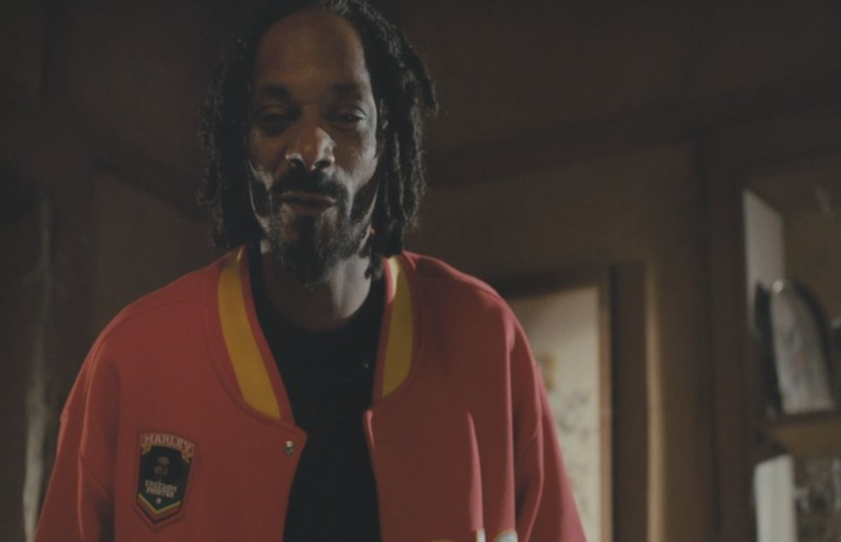 Is Mac Miller In Scary Movie 5 PROMO: Watch Snoop & Mac Miller in an Exclusive Clip from Scary Movie 5