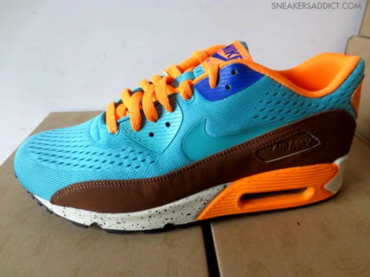 orange blue nike air max