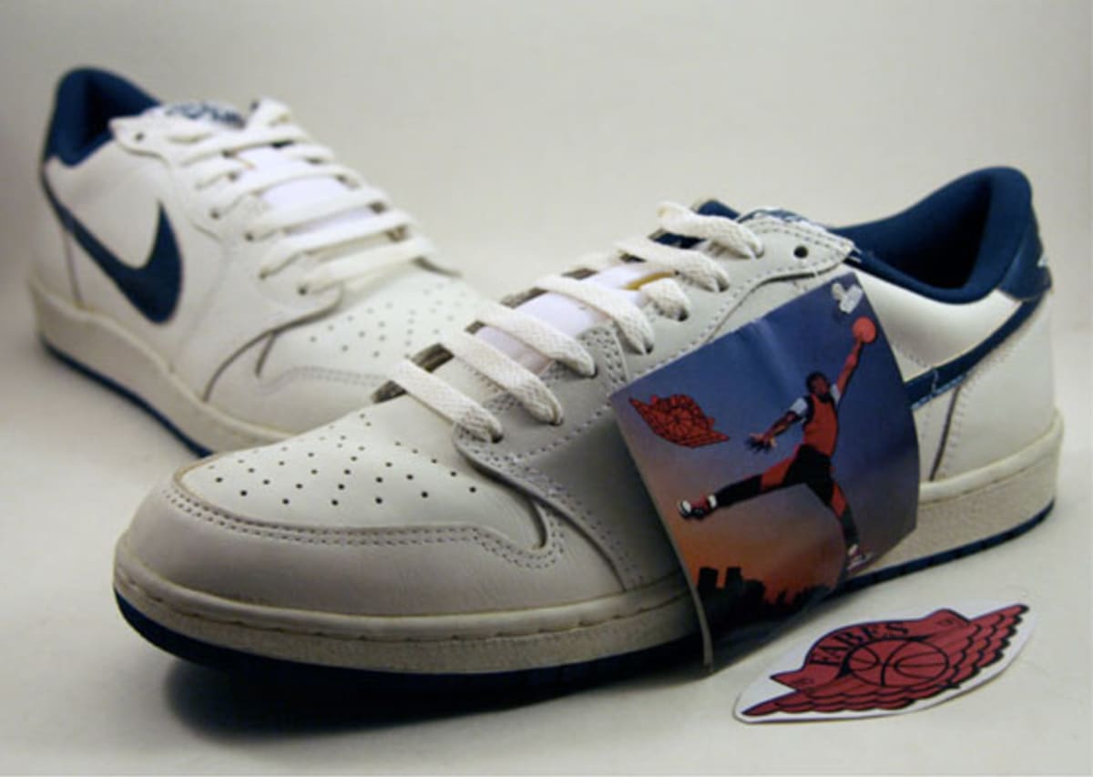 Must See These Air Jordans Sold For 2,500 Complex