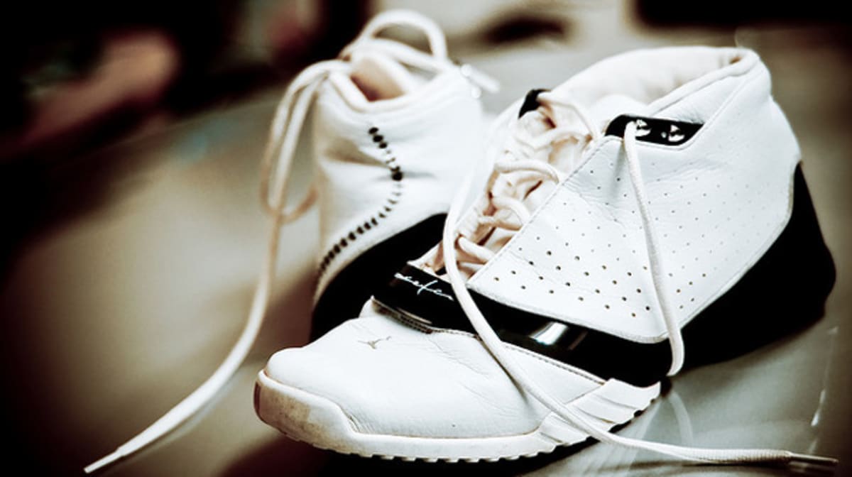 spikes jordan derek jeter