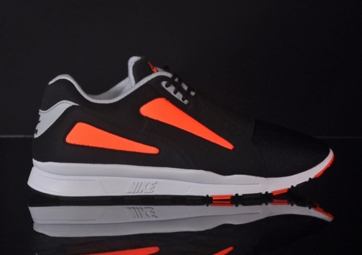 10 Of The Best Retro Runners Available Right Now Complex