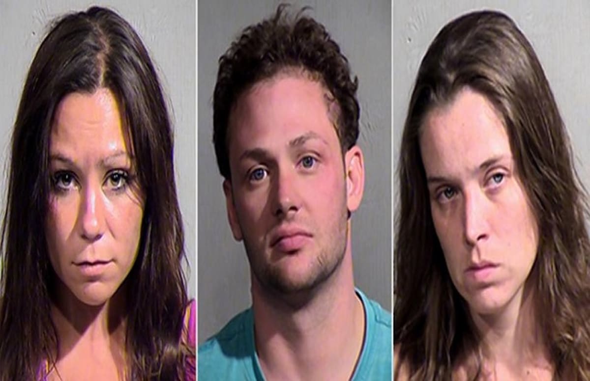 Arizona Trio Arrested For Public Threesome Complex