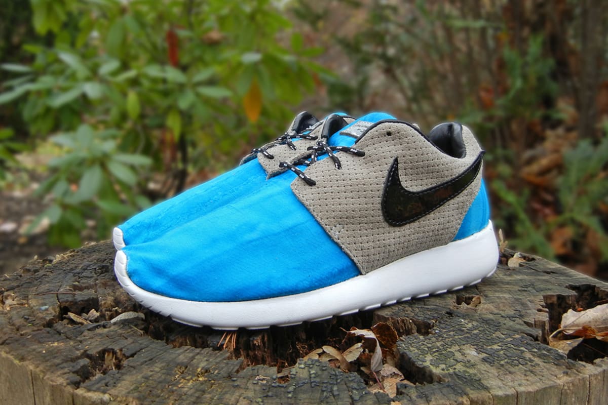 JBF Customs Goes with the Flow on These Custom Nike Roshe Runs | Complex