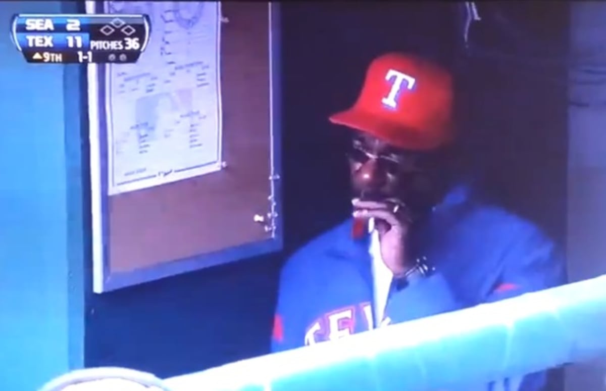 MLB Manager Ron Washington Got Caught Smoking a Cigarette in His Team's