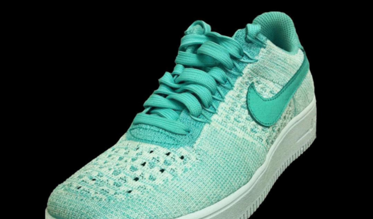 air force 1 low green glow