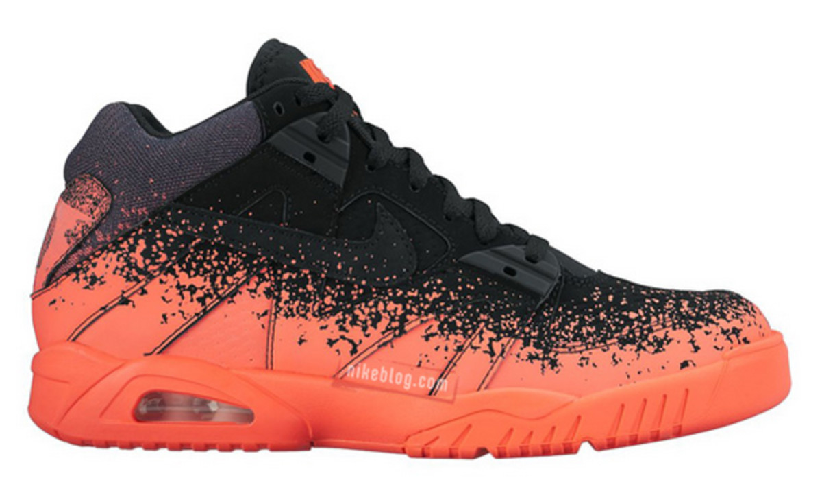 nike tech challenge lava