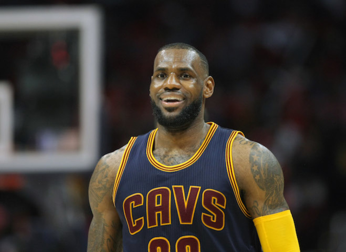 LeBron James Singing "My Way" Is a More Worthwhile Watch Than the Game