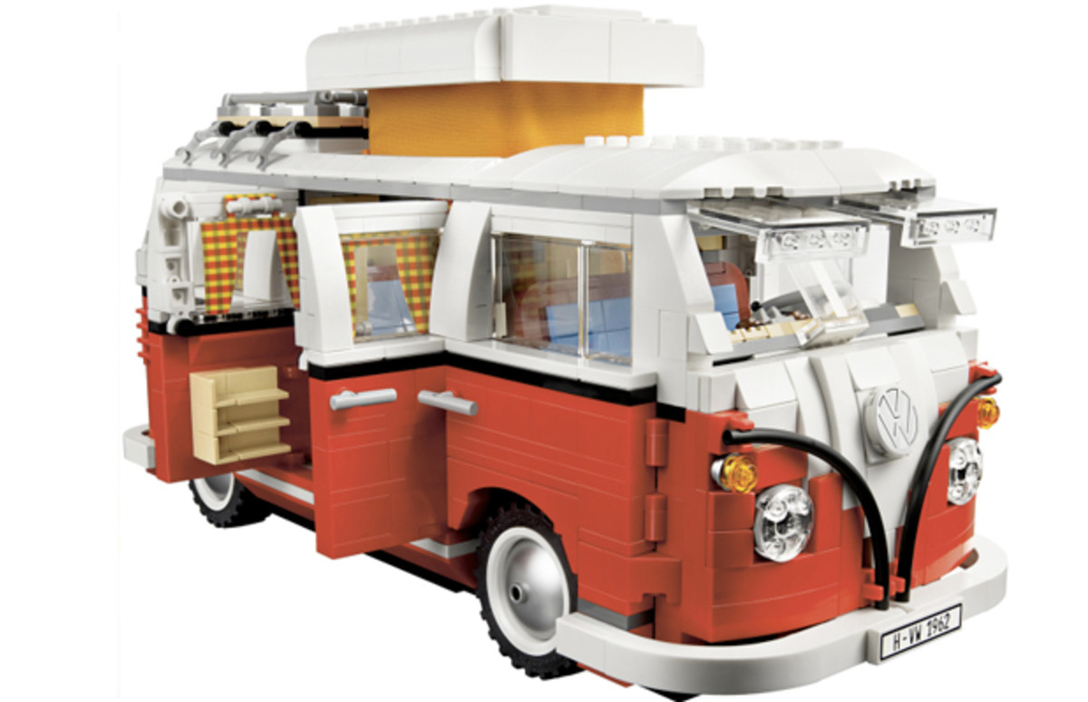 Look At This! LEGO's 1962 Volkswagen T1 Camper Van | Complex